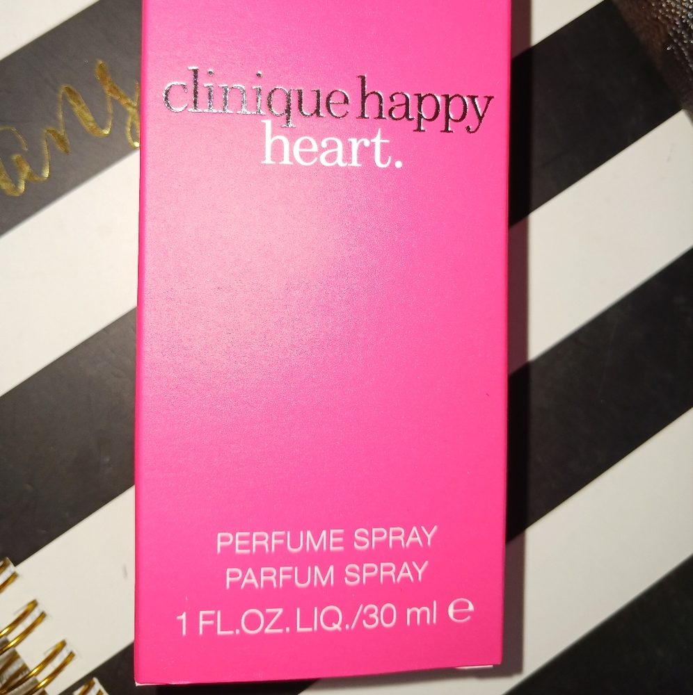 Perfume heart 💗